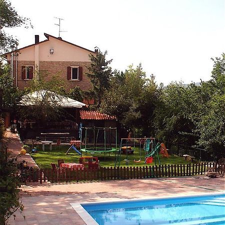 Agriturismo Ca' Isotta Castello di Serravalle Eksteriør bilde