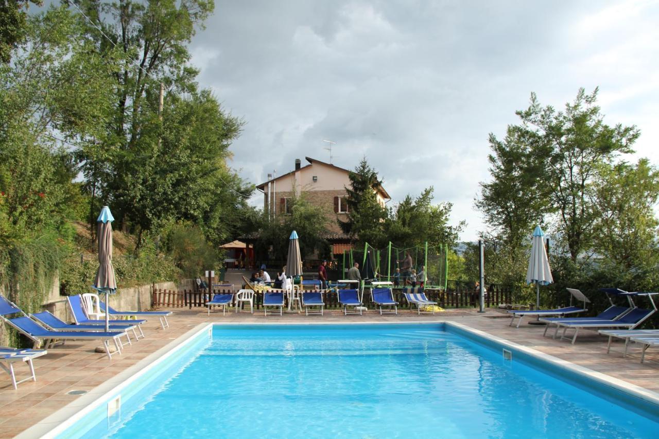 Agriturismo Ca' Isotta Castello di Serravalle Eksteriør bilde