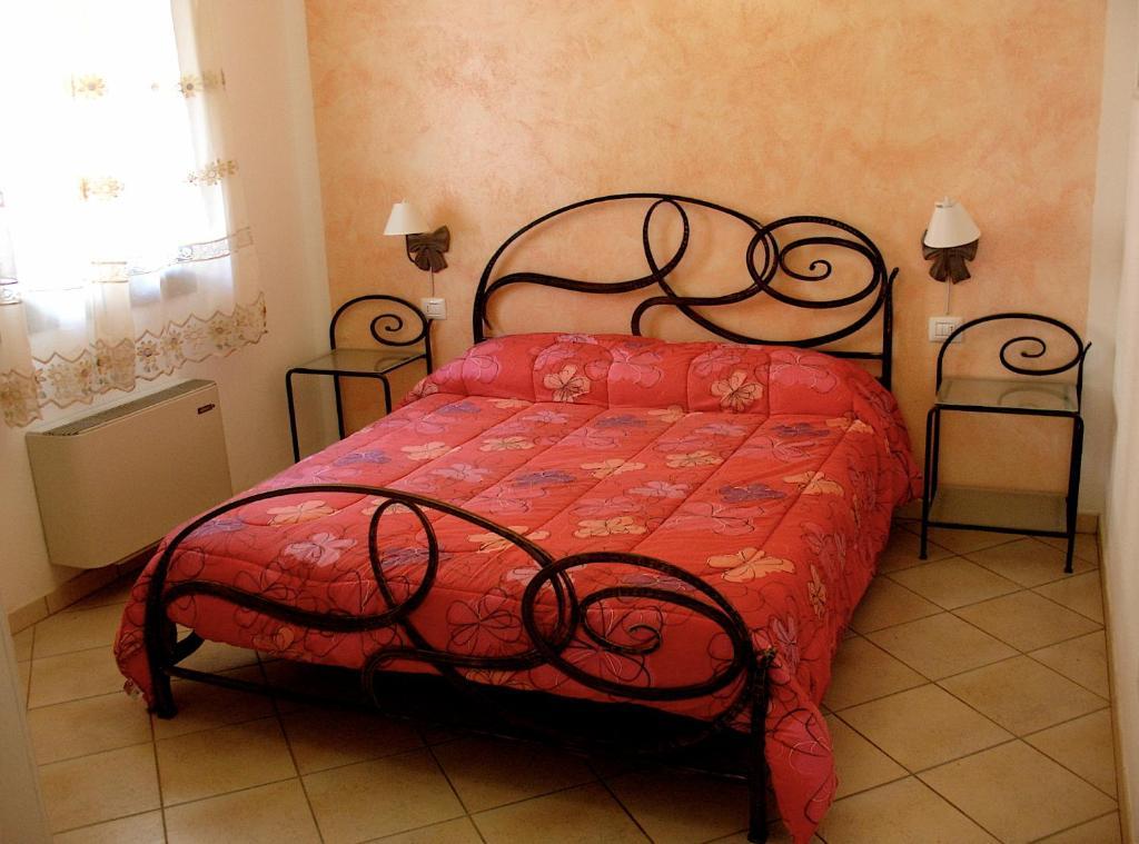 Agriturismo Ca' Isotta Castello di Serravalle Eksteriør bilde