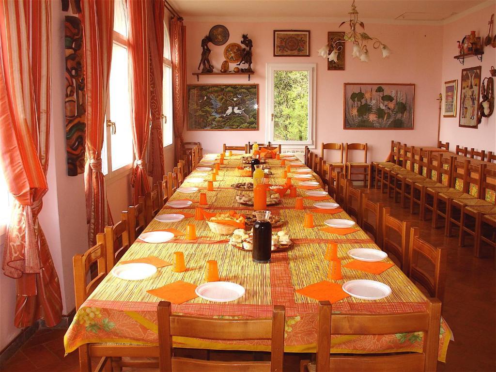 Agriturismo Ca' Isotta Castello di Serravalle Eksteriør bilde
